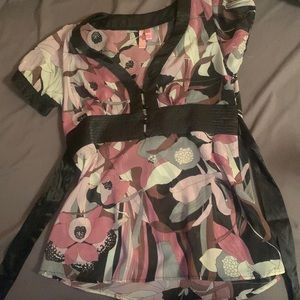 Baby doll cut shirt that ties in back